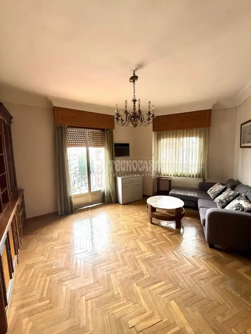 Habitación de Piso en venta en Madrid