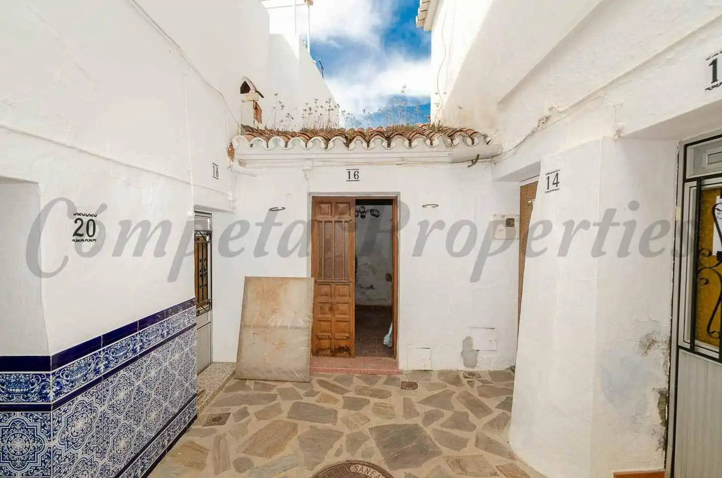 House for sale in Sayalonga