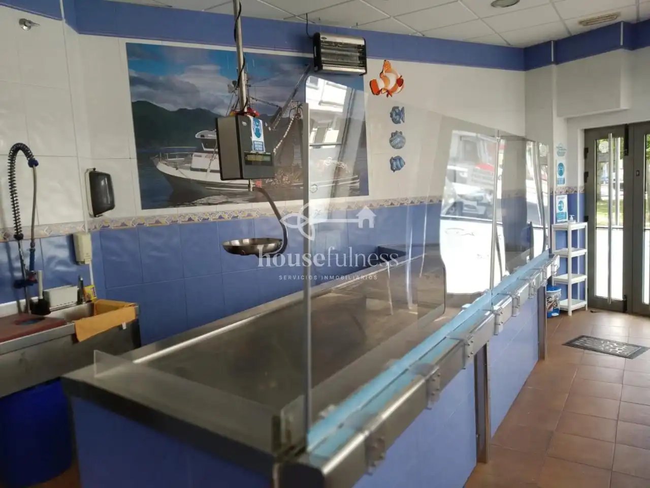 Locale commerciale in vendita a Canido, imagen 2