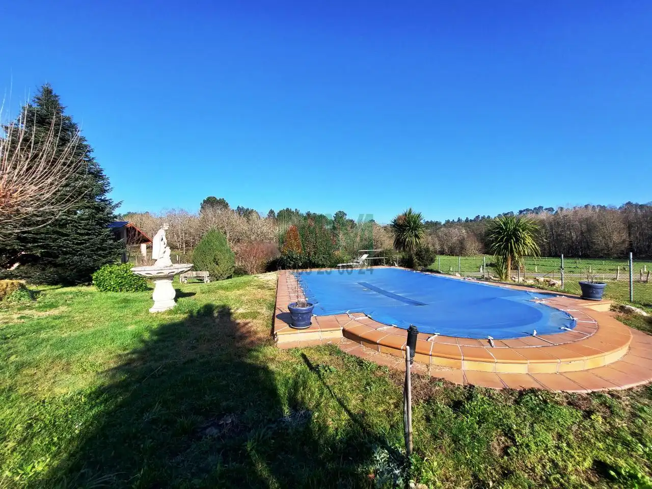 Piscina de Casa o xalet en venda en San Cibrao das Viñas amb Calefacció, Jardí privat i Parquet