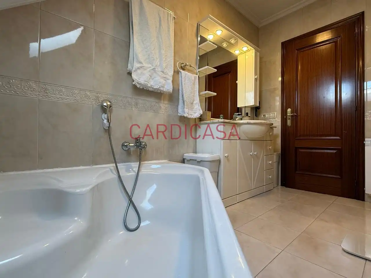 Baño de Dúplex en venta en Vigo  con Calefacción, Parquet y Terraza