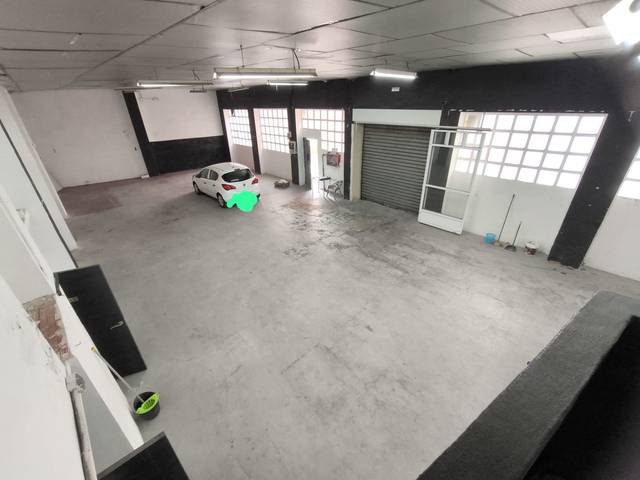 Nave industrial en Venta en Eixample