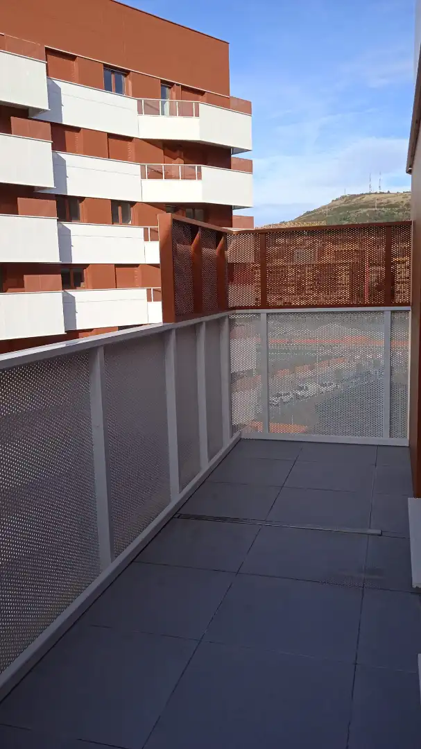 Piso de alquiler en San Pedro de Deusto - La Ribera