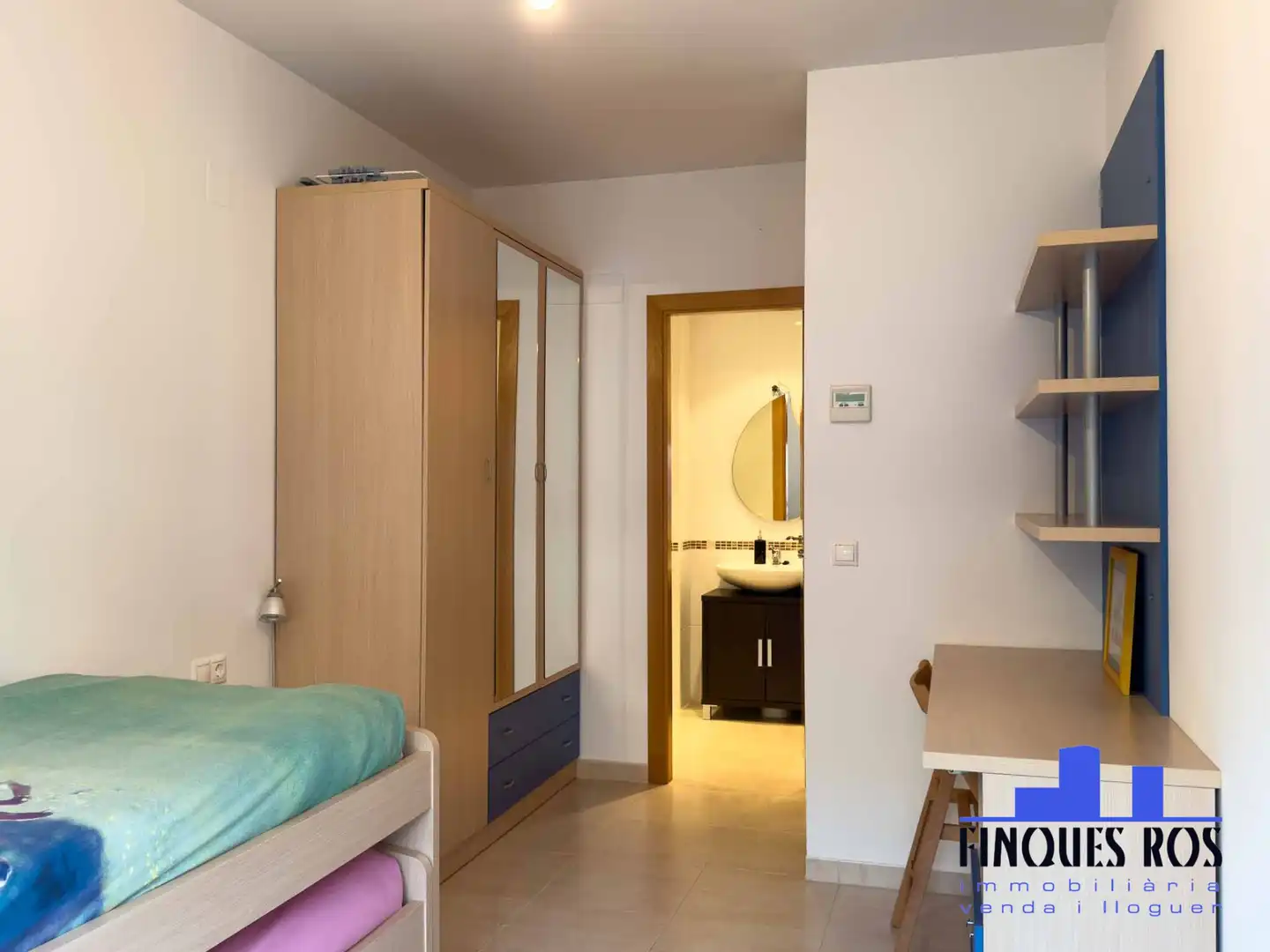 Bedroom of Attic for sale in Vinaròs  with Air Conditioner, Heating and Parquet flooring