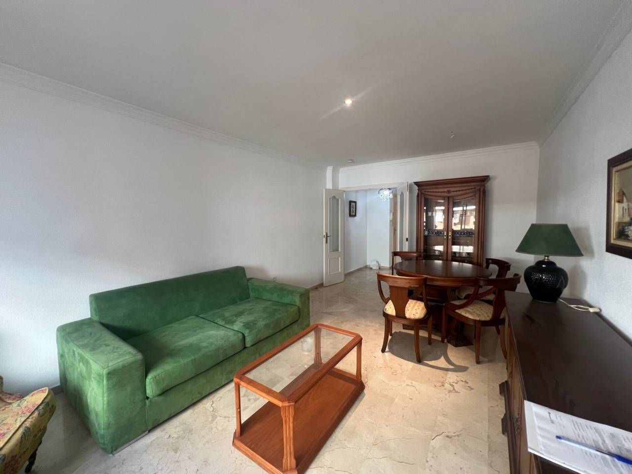 Sala de estar de Piso en venta en Estepona con Balcón