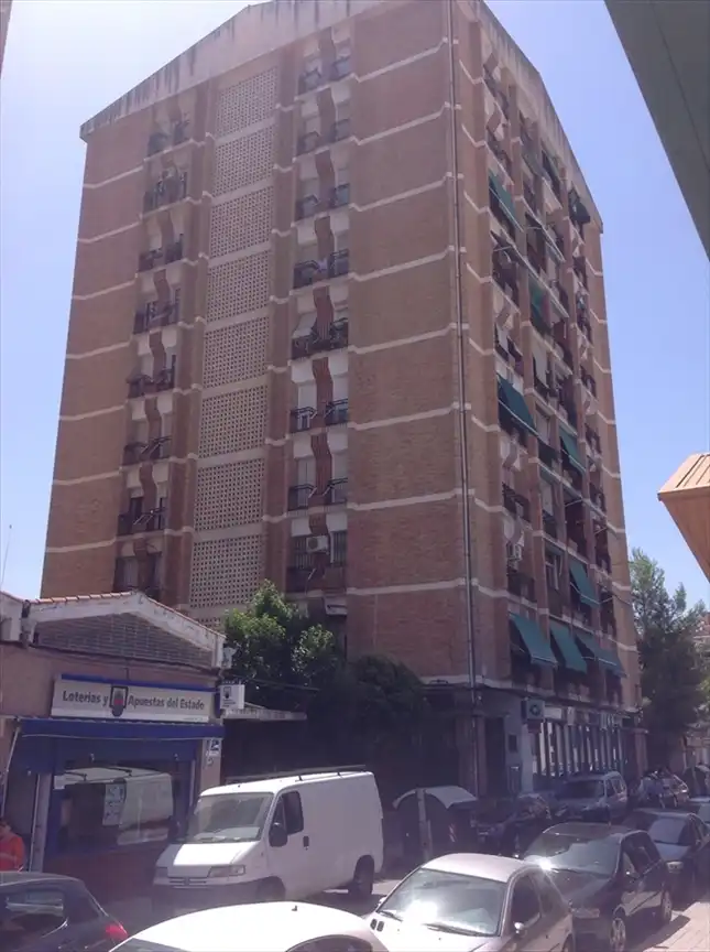 Local de lloguer a C/ Santiago Lozano, Campo Verde