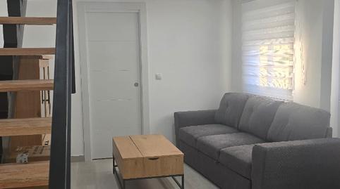 Foto 4 de Apartamento de alquiler en Calle Poeta Cristóbal Sarmiento, 3, Fuente Alegre - El Chaparral - Los Morales, Málaga