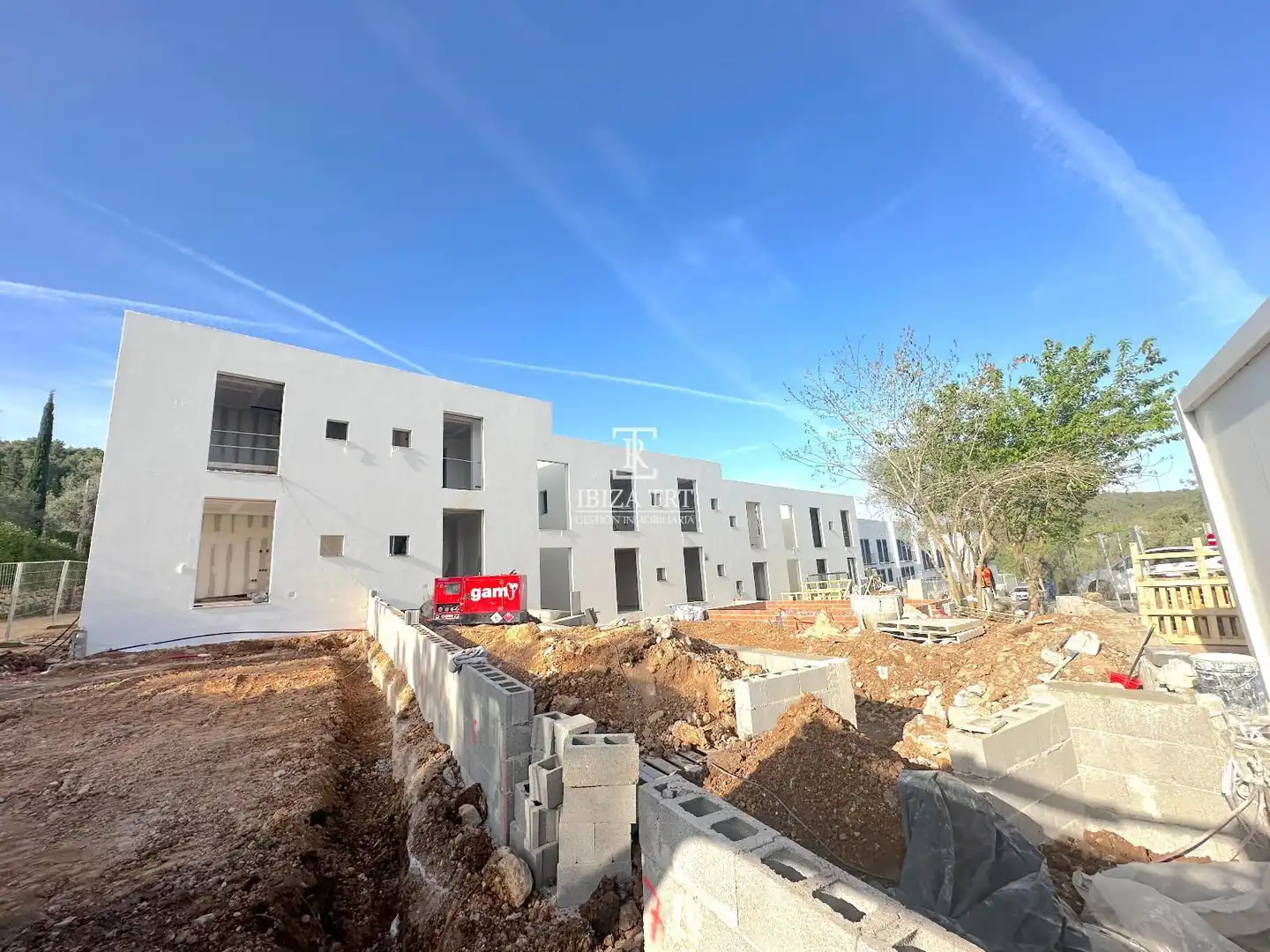 Außenansicht von Einfamilien-Reihenhaus zum Verkauf in Sant Joan de Labritja mit Klimaanlage, Heizung und Schwimmbad