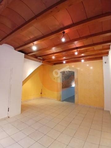 Local comercial en Alquiler en Muralla en Centre