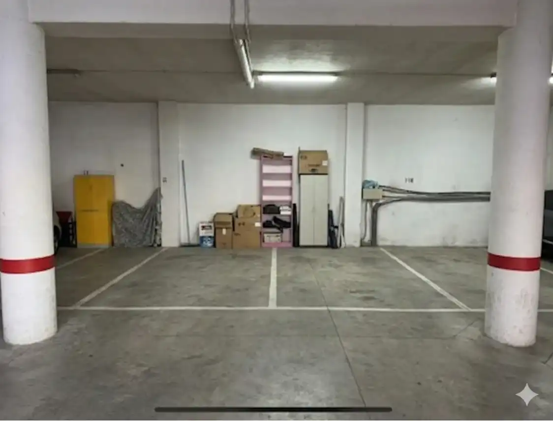 Parking de Piso en venta en Huelva con Aire acondicionado, Calefacción y Parquet