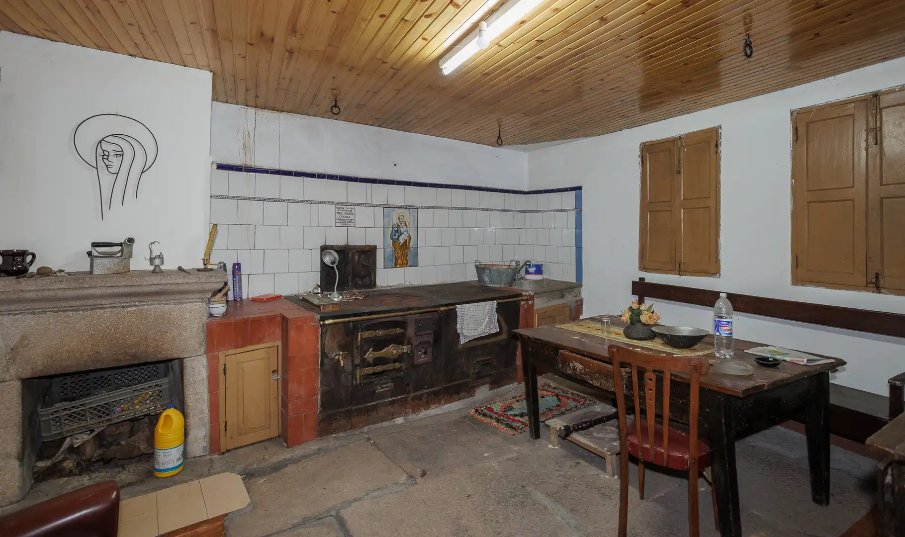 Cocina de Finca rústica en venta en Parada de Sil