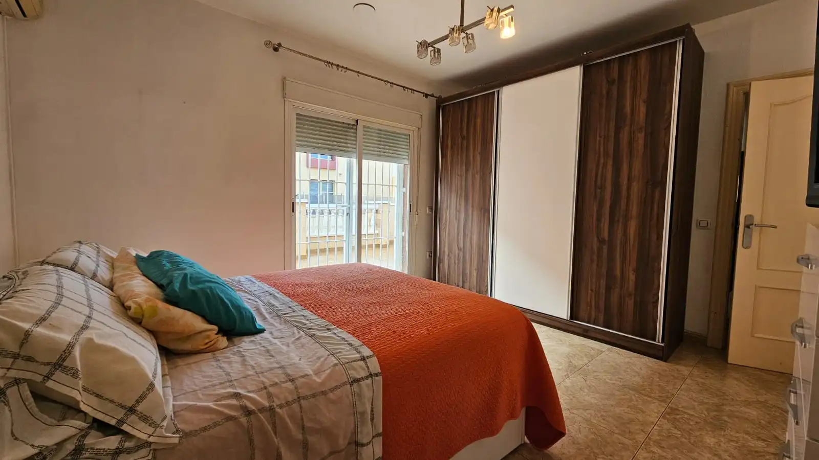 Habitación de Ático en venta en El Ejido con Aire acondicionado, Terraza y Amueblado