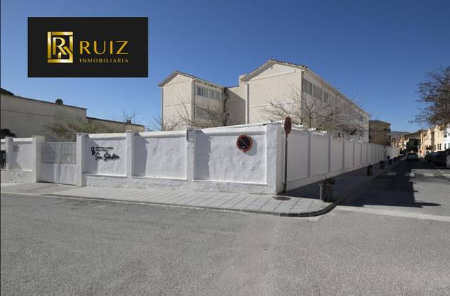 Casa adosada en Venta en ERAS en Padul