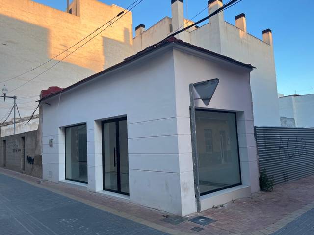 Local comercial en Venta en Calle Mesón, 47 en Albatera