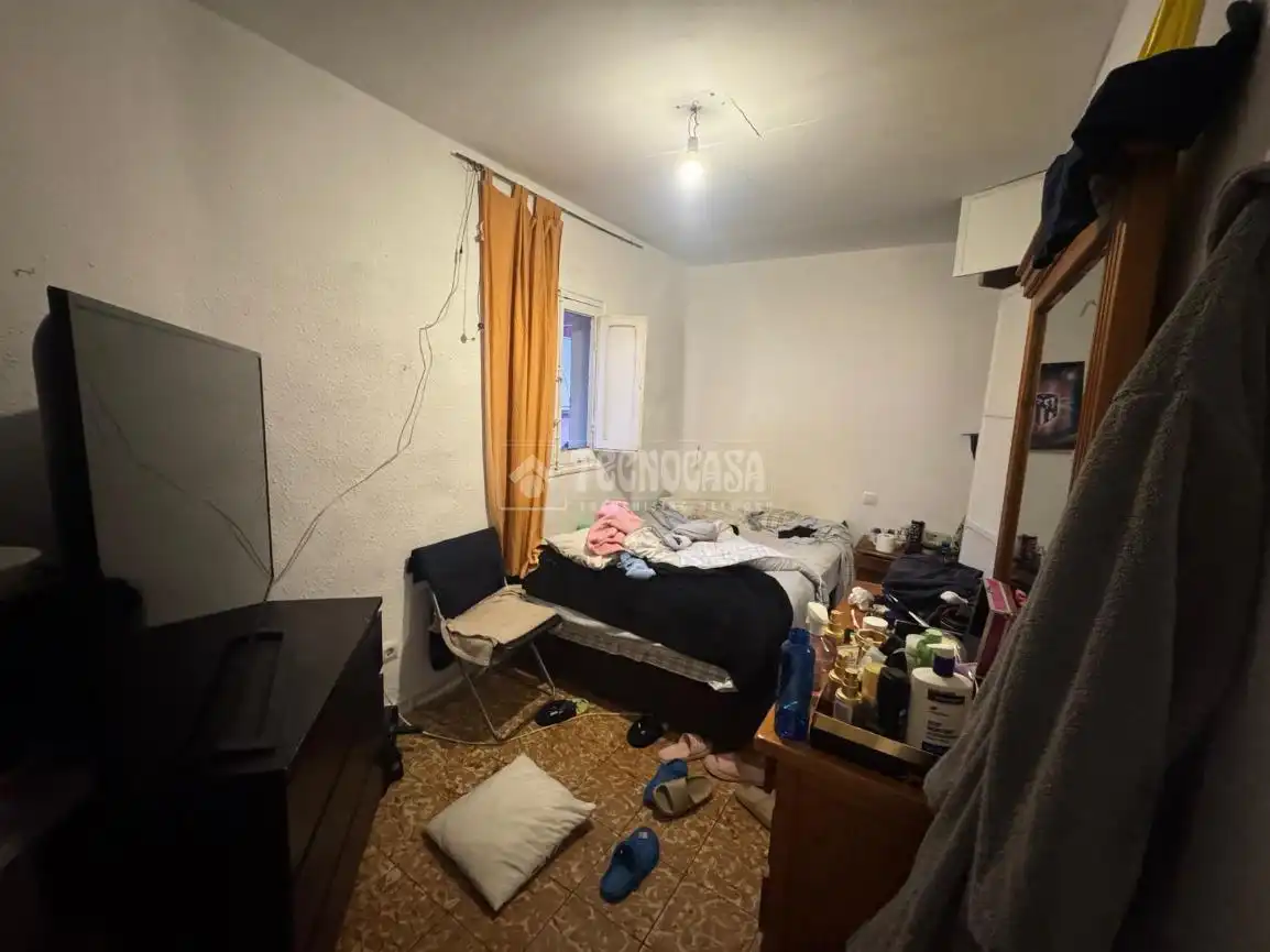 Habitación de Piso en venta en Madrid con Calefacción