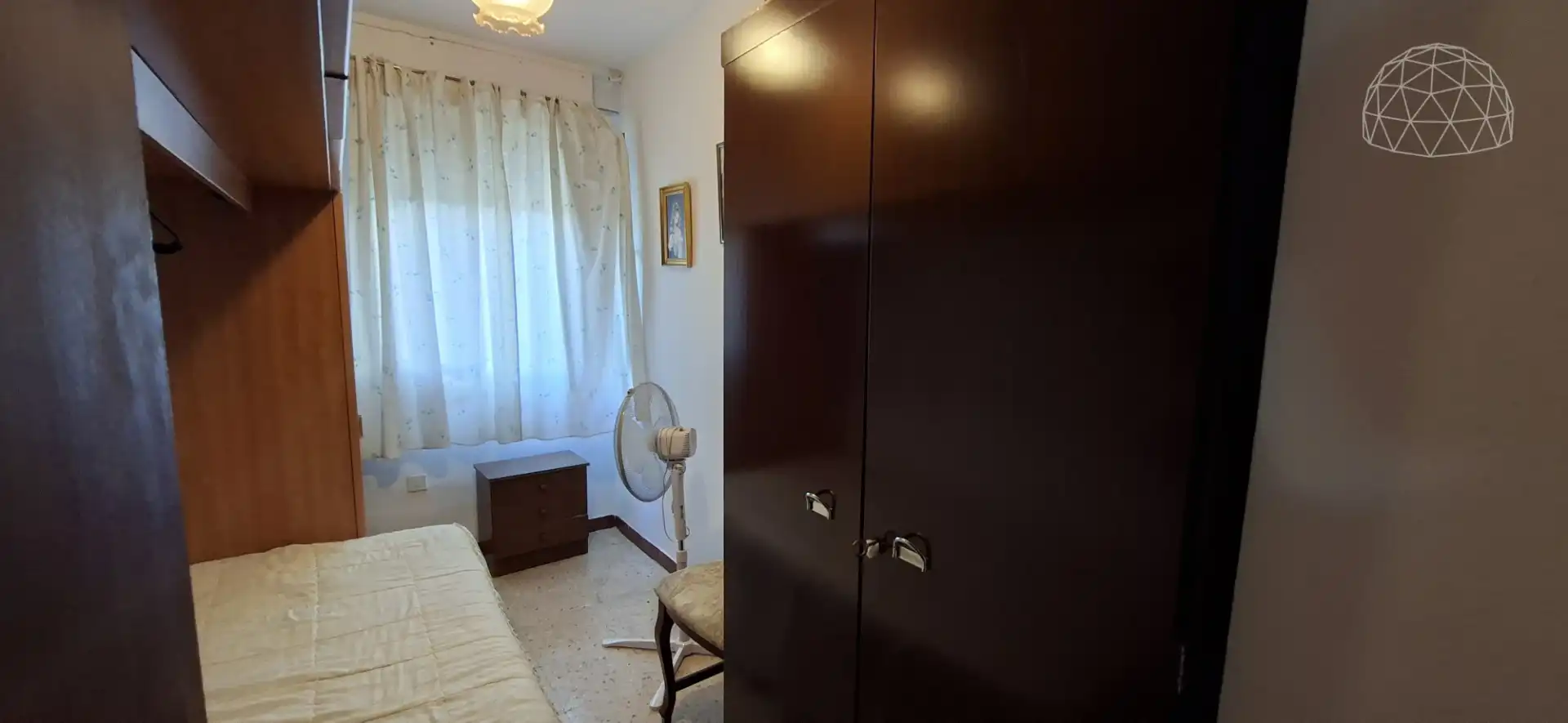 Schlafzimmer von Wohnung zum Verkauf in Sevilla mit Möbliert