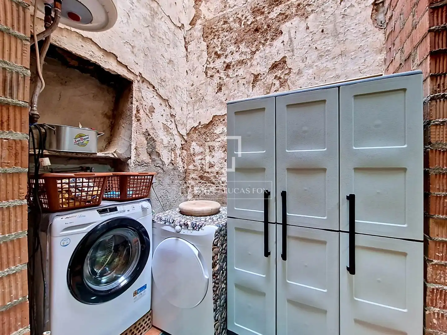 Vista exterior de Casa o xalet en venda en Vilanova i la Geltrú amb Aire condicionat, Calefacció i Terrassa