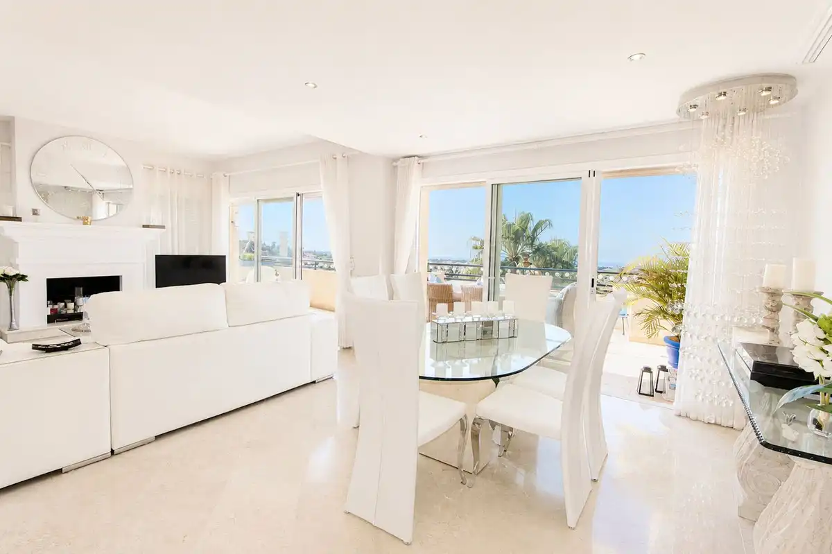 Ático con ascensor en venta en Elviria - Cabopino, imagen 3