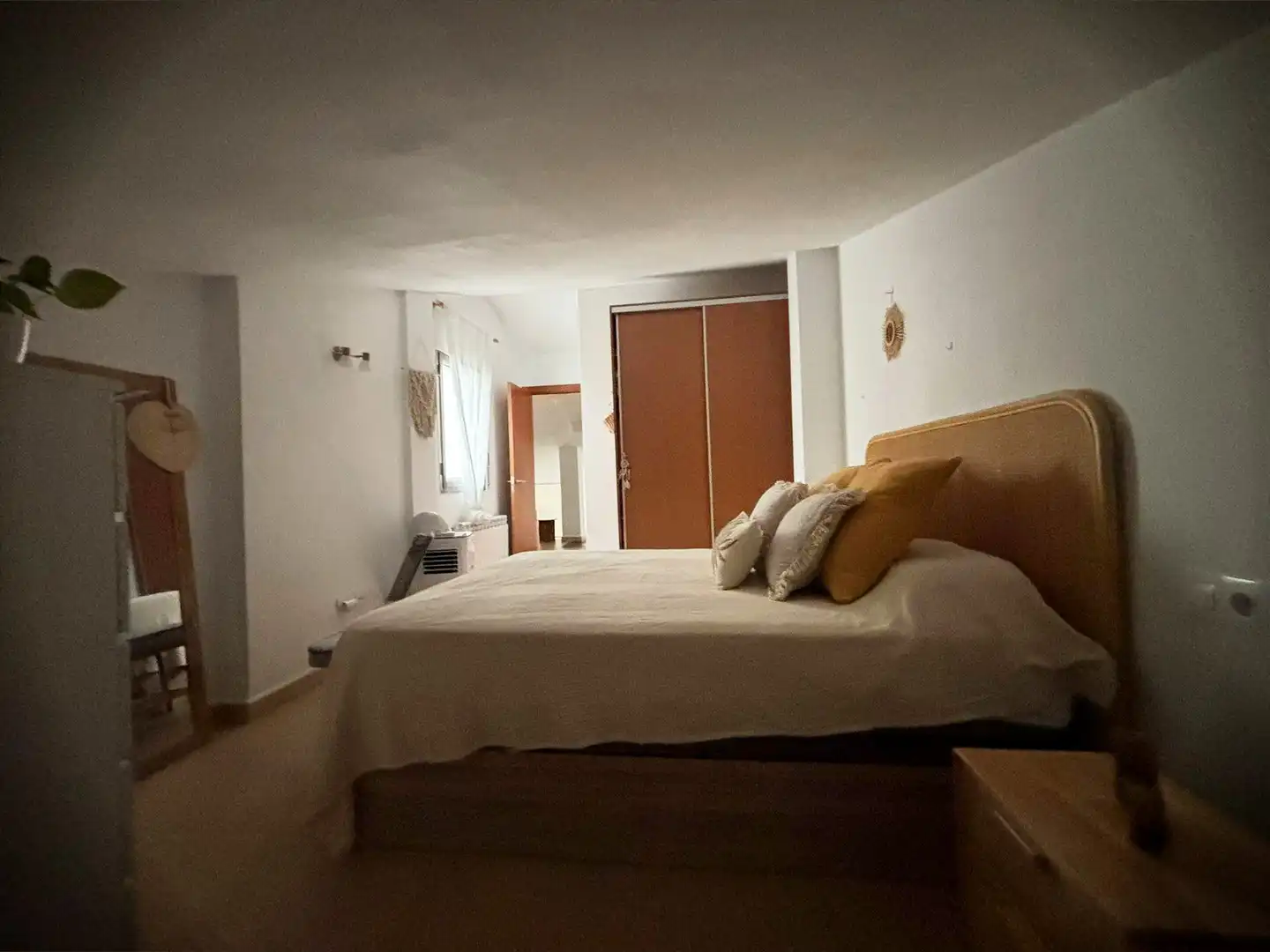 Dormitori de Dúplex en venda en Girona amb Aire condicionat i Moblat