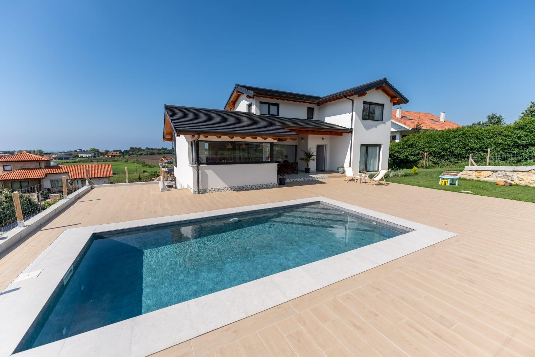 Piscina de Casa o chalet en venta en Suances con Calefacción, Jardín privado y Terraza