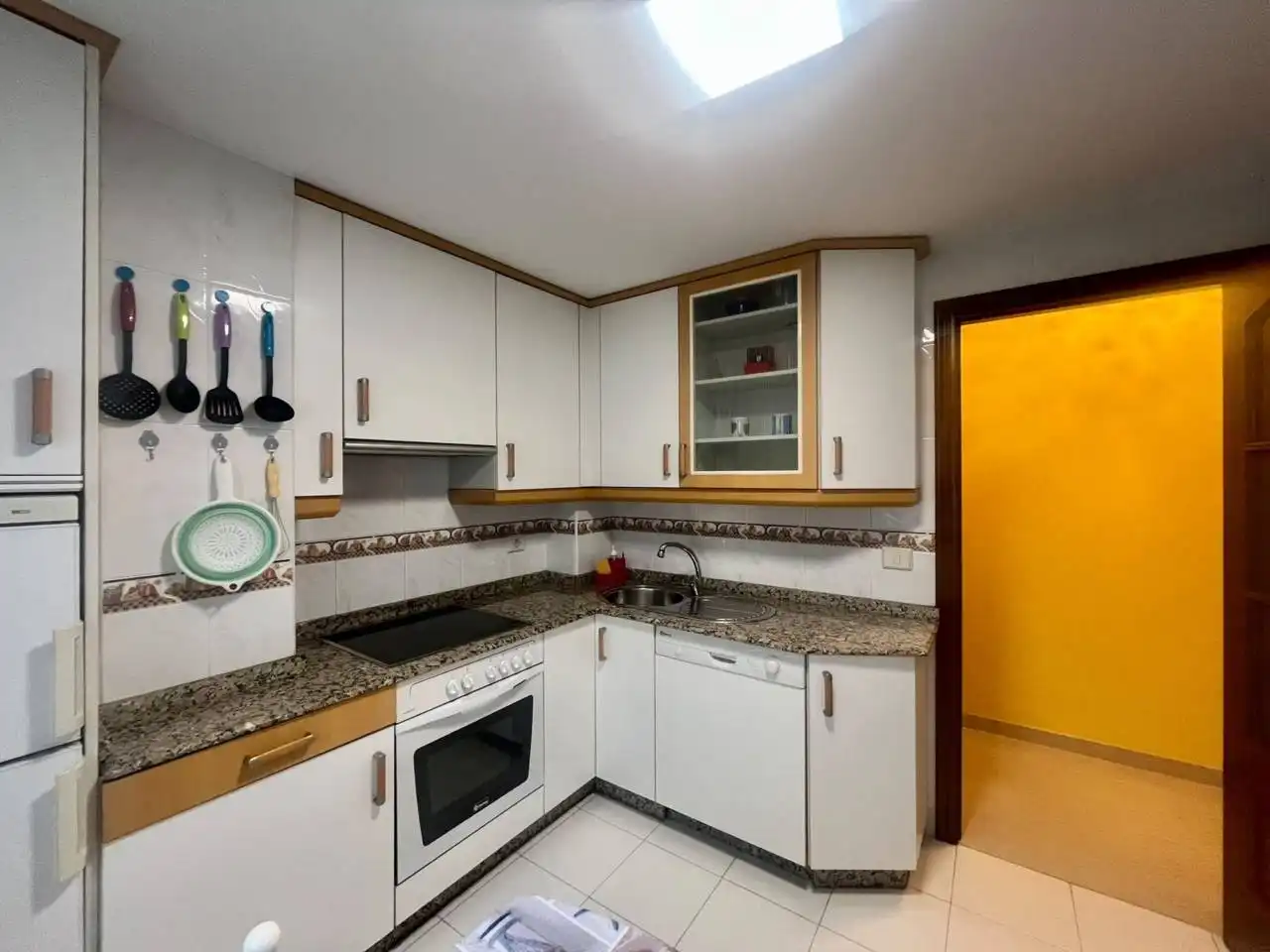Kitchen of Flat for rent in Miño, A Coruña