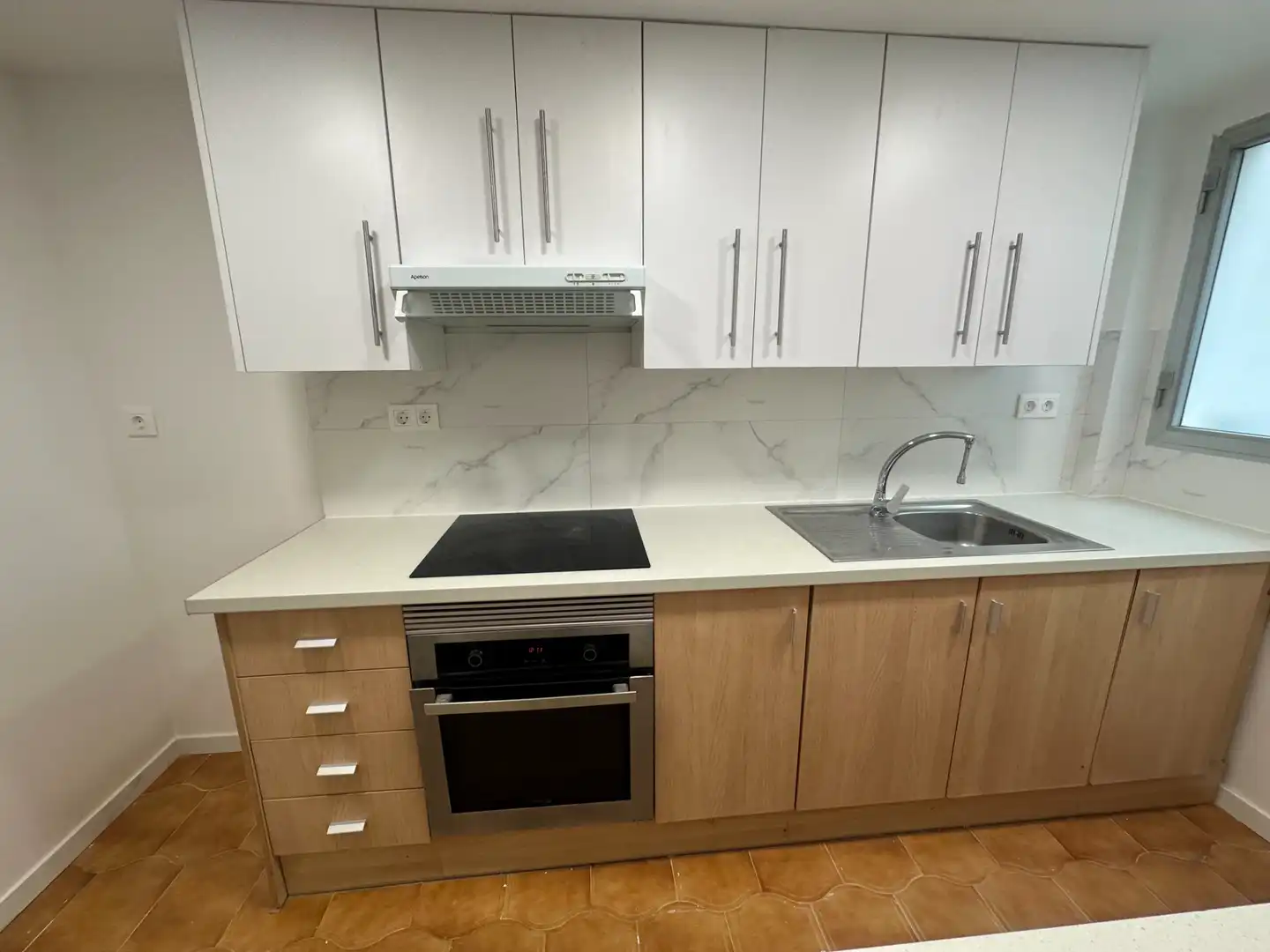 Cocina de Piso en venta en Valencia con Parquet, Terraza y Balcón