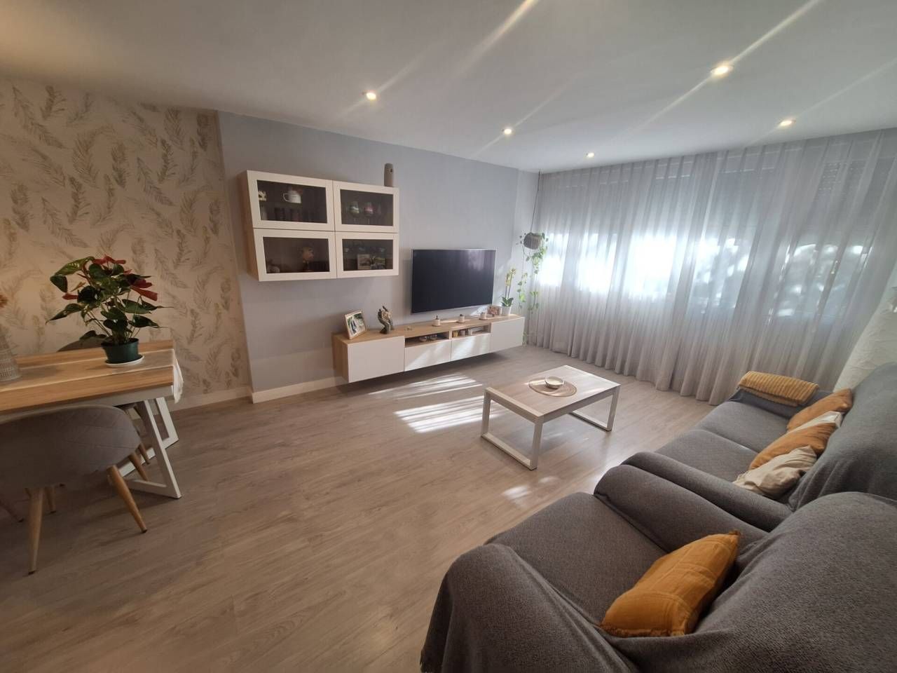 Living room of Flat to rent in Fuenlabrada  with Heating and Community pool