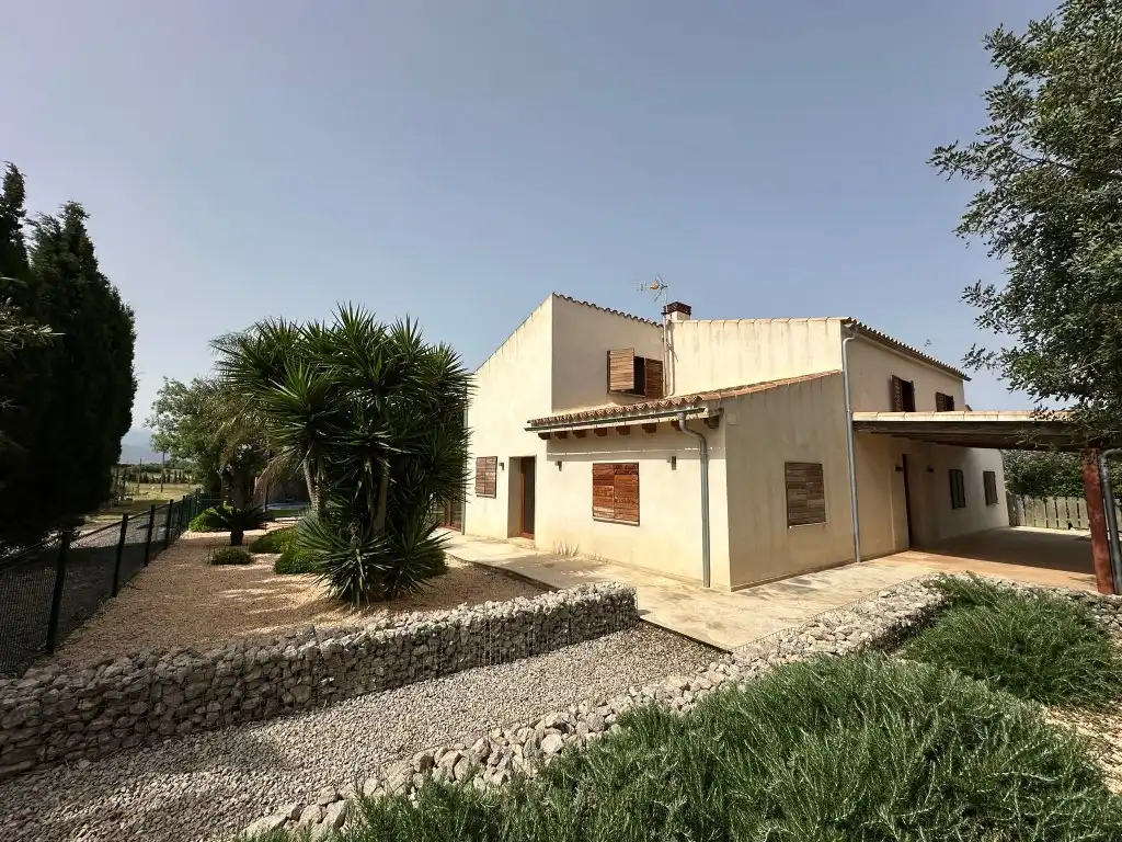 Vista exterior de Finca rústica de alquiler en Sencelles con Terraza y Piscina