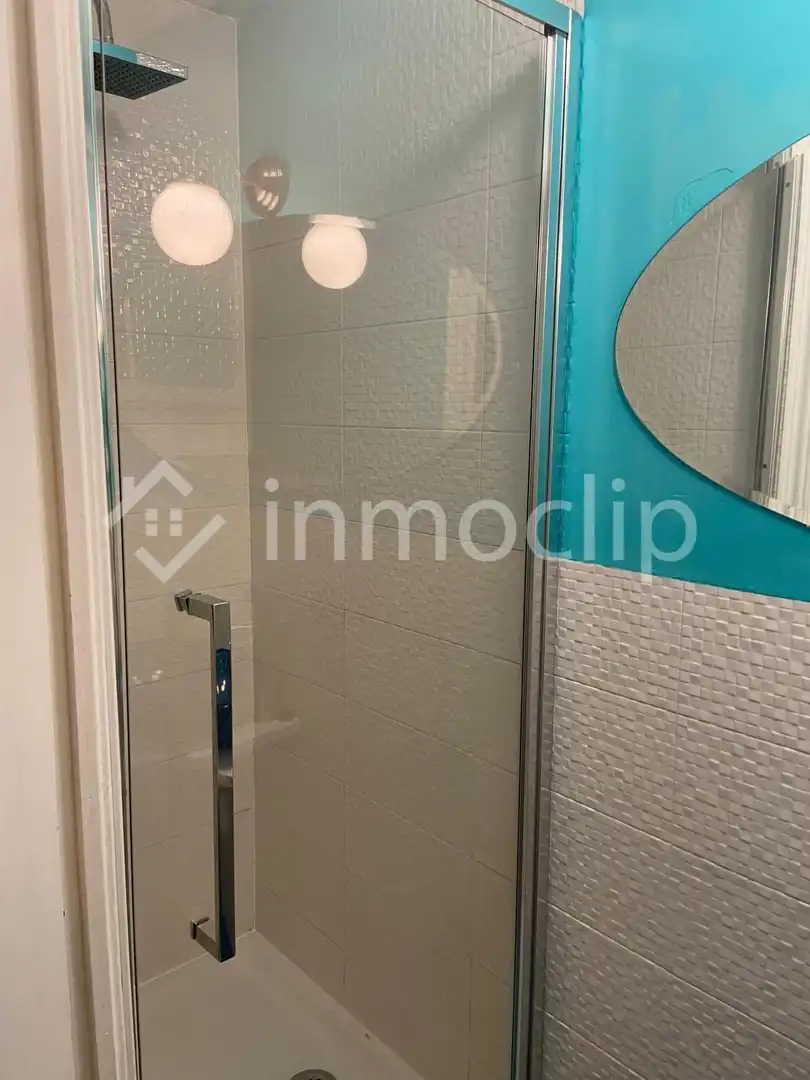 Bathroom of Flat for rent in Salamanca  with Heating, Terrace and Furnished