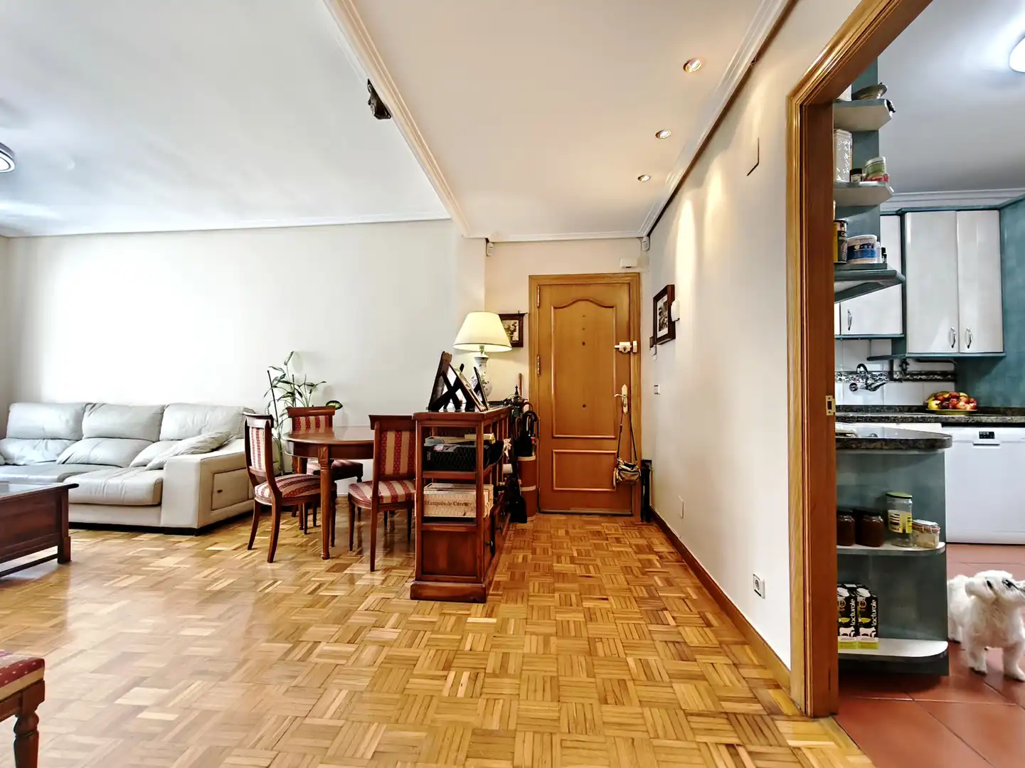 Living room of Flat for sale in  Logroño  with Heating, Parquet flooring and Storage room