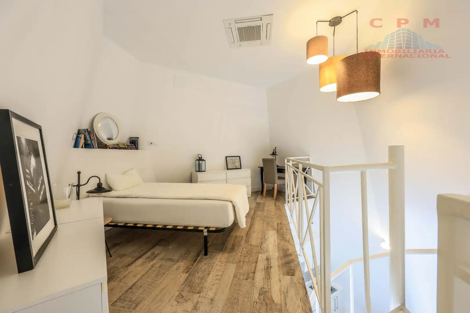 Bedroom of Duplexes for rent in Madrid  with Air Conditioner, Heating and Furnished