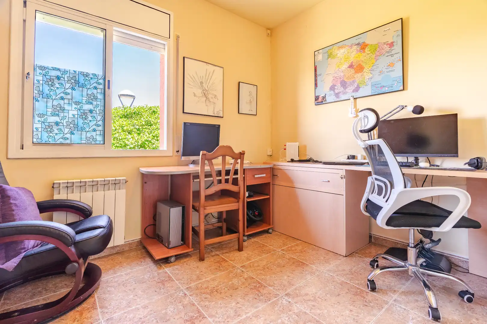 Houses for sale in La Secuita  with Air Conditioner, Heating and Private garden