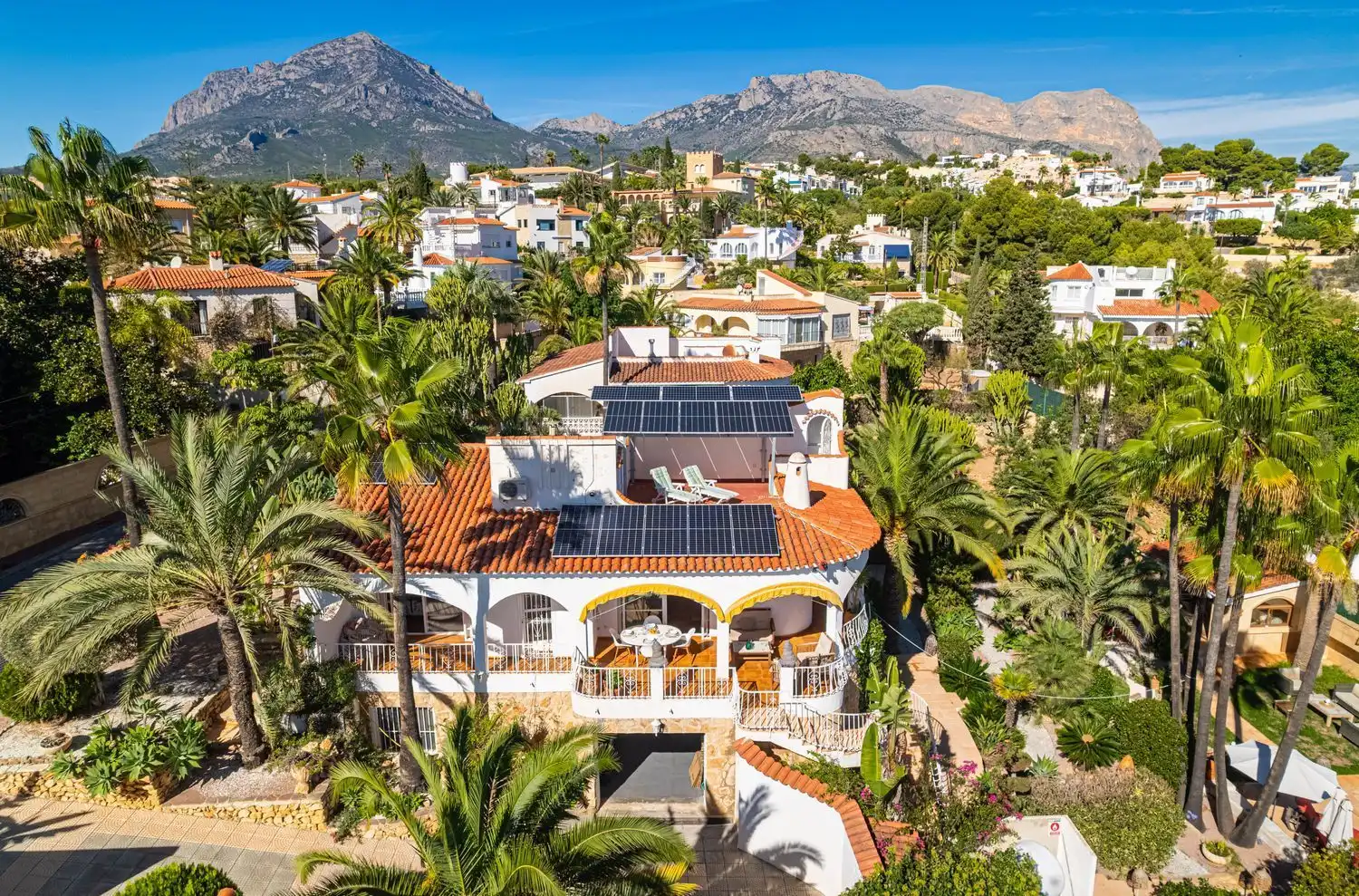 Chalet con piscina en venta en Coloma, imagen 42