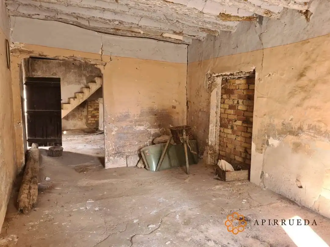 Casa o xalet en venda en Velilla de Ebro amb Traster i Moblat