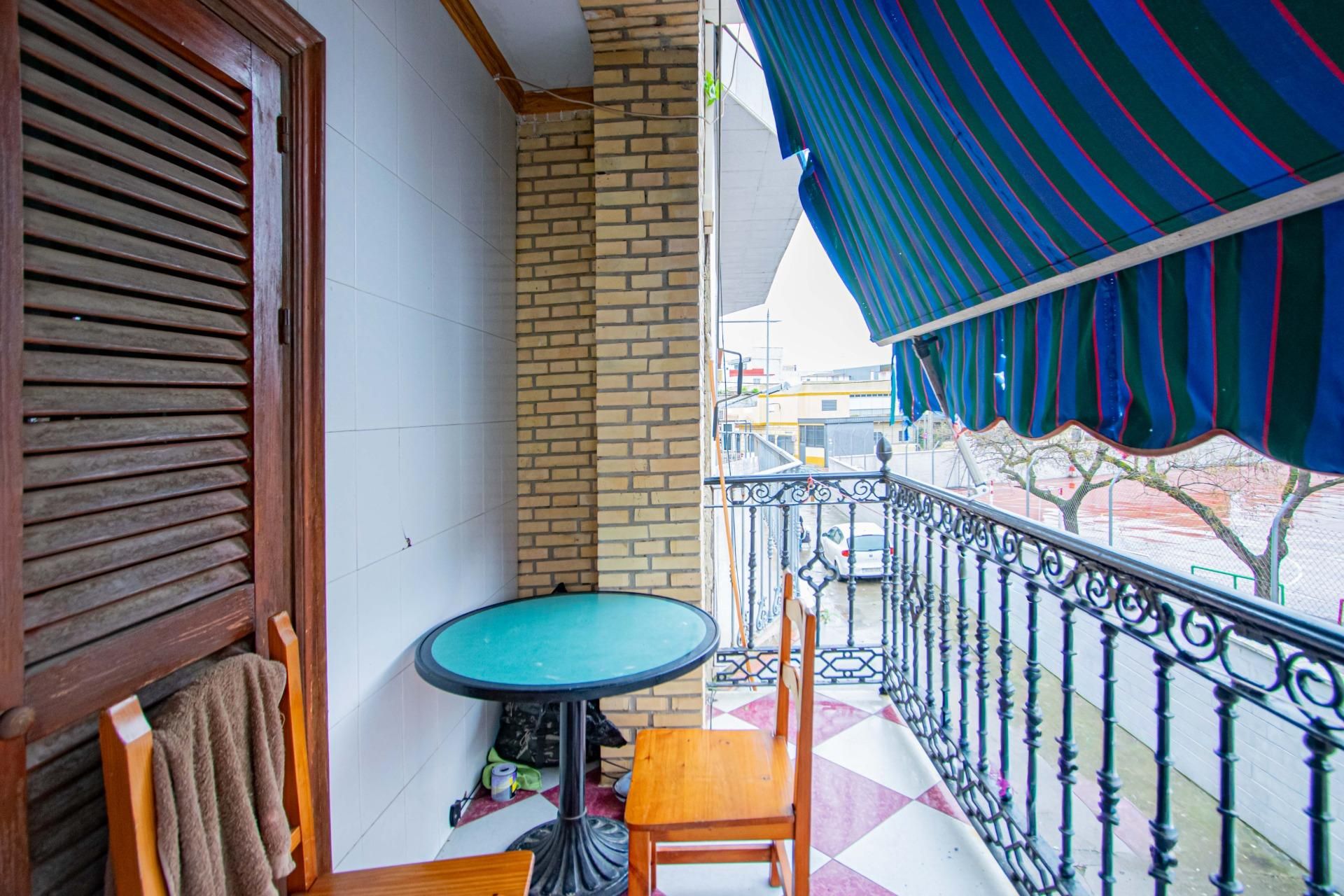 Balcony of Flat for sale in  Sevilla Capital  with Air Conditioner and Terrace