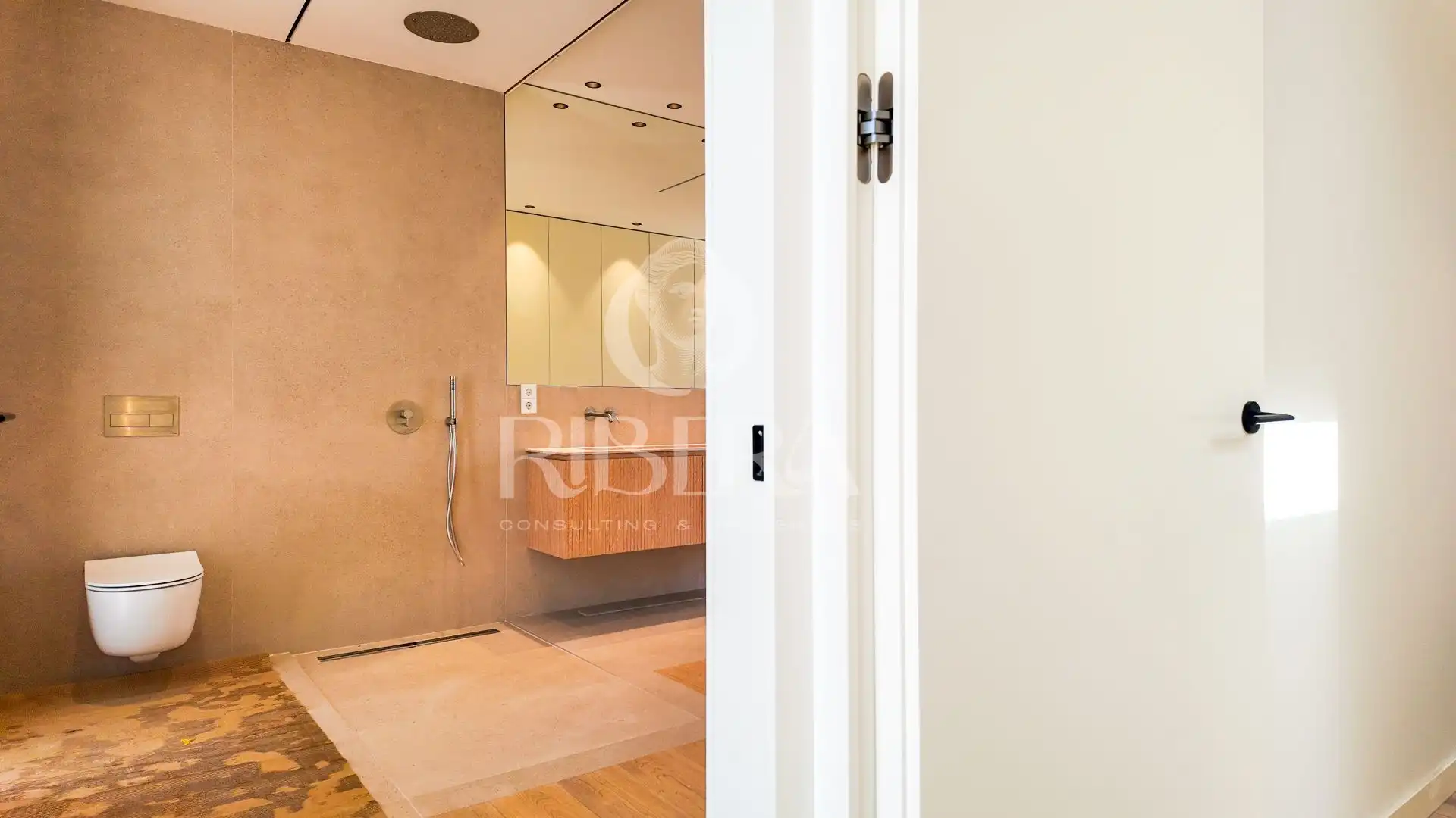Casa o chalet en venta en L'Eliana con Aire acondicionado, Calefacción y Jardín privado