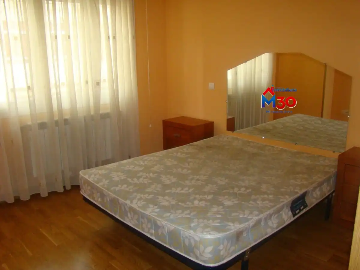 Bedroom of Apartments for sale in Miranda de Ebro  with Heating, Parquet flooring and Storage room