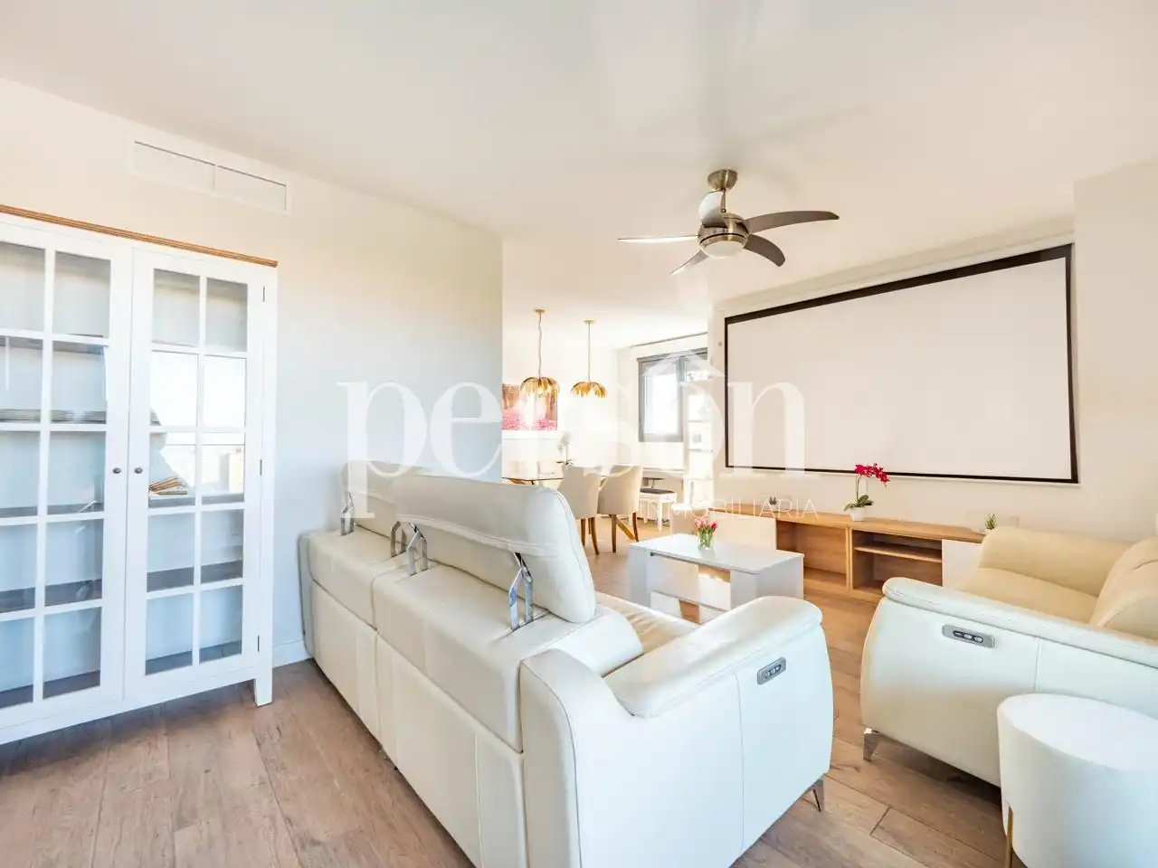 Wohnzimmer von Wohnung zum Verkauf in Valencia mit Klimaanlage, Terrasse und Schwimmbad
