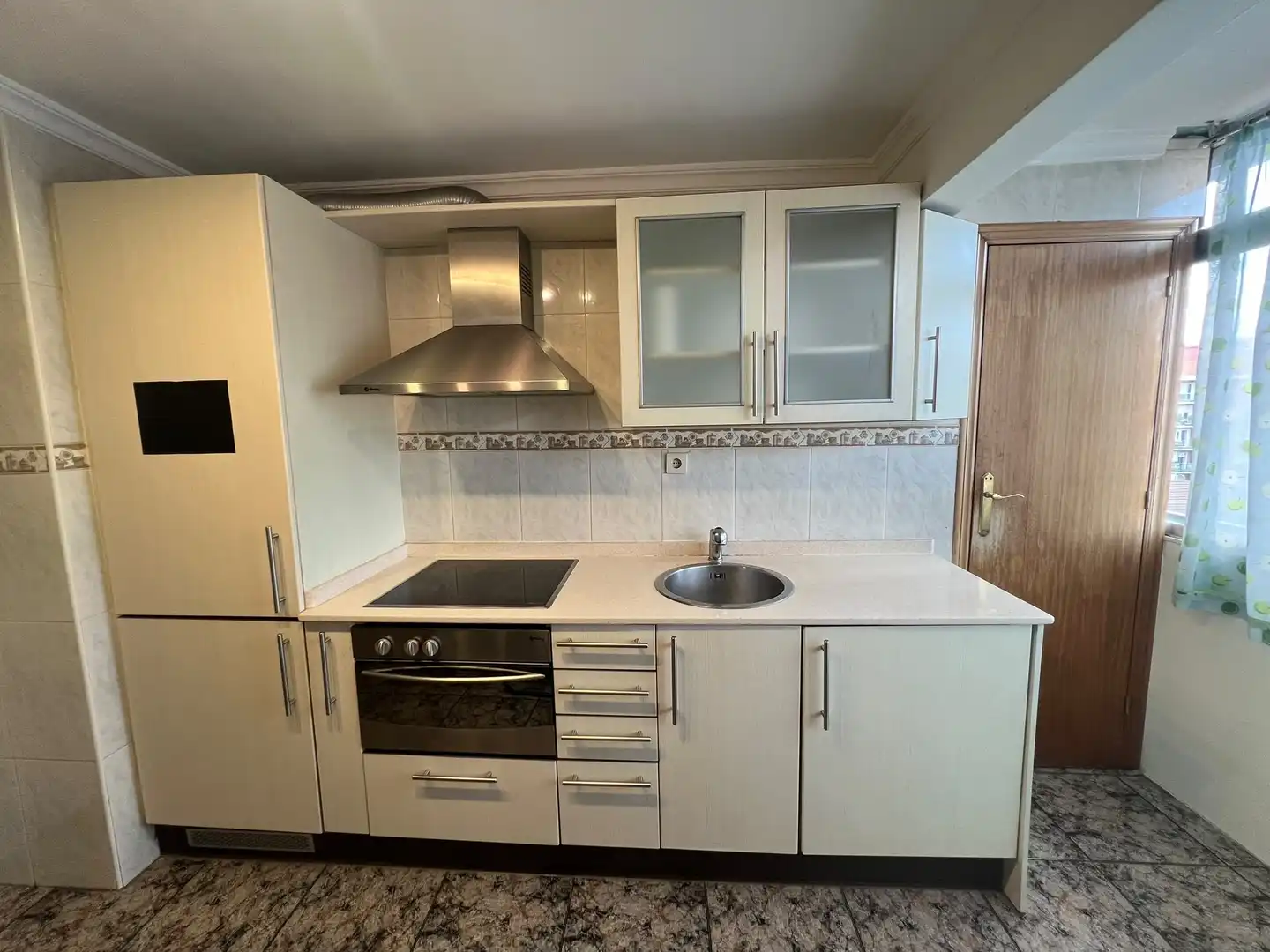 Cocina de Piso en venta en Bilbao  con Calefacción y Balcón