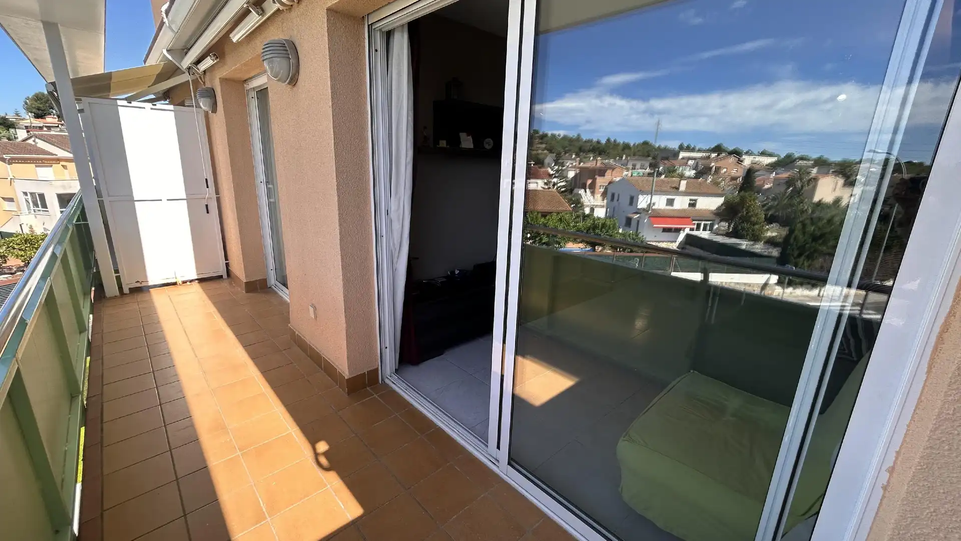 Terrassa de Àtic en venda en La Pobla de Montornès   amb Aire condicionat, Calefacció i Jardí privat