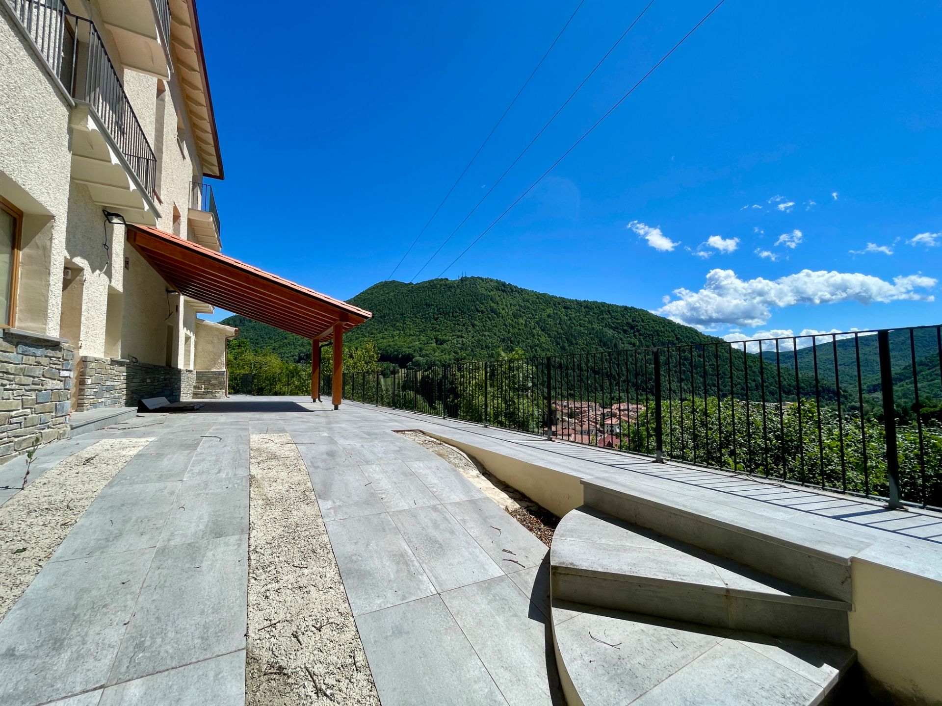 Terrace of House or chalet for sale in Camprodon  with Heating, Private garden and Parquet flooring