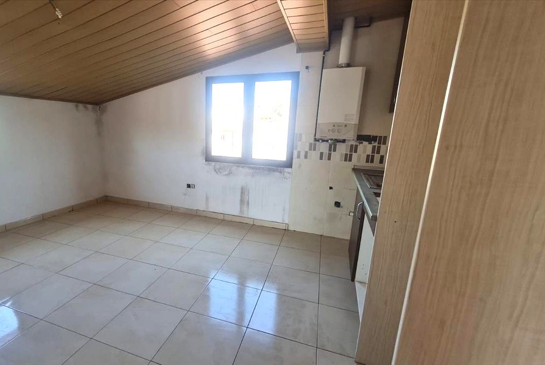 Kitchen of Flat for sale in Terrer