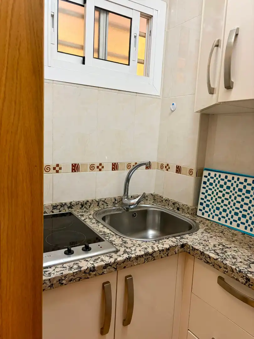 Estudio de alquiler en Avenida Gamonal, Parque de la Paloma