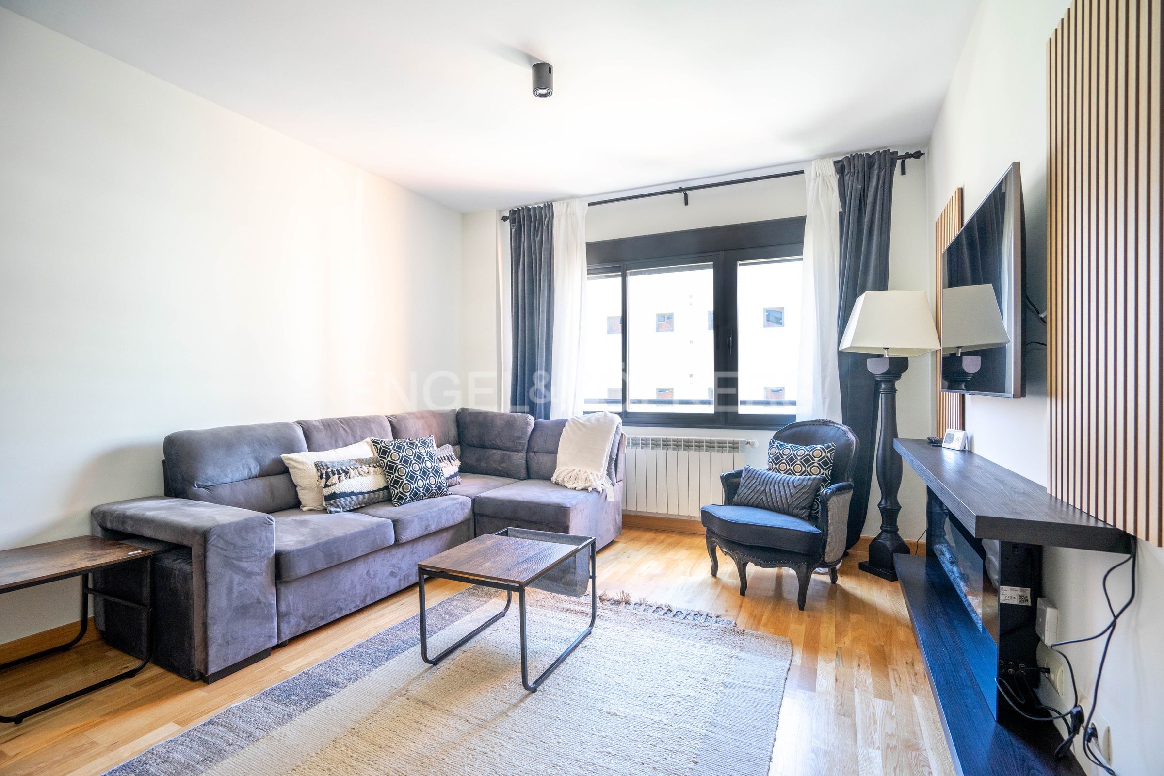 Sala de estar de Apartamento en venta en  Madrid Capital con Aire acondicionado, Calefacción y Parquet
