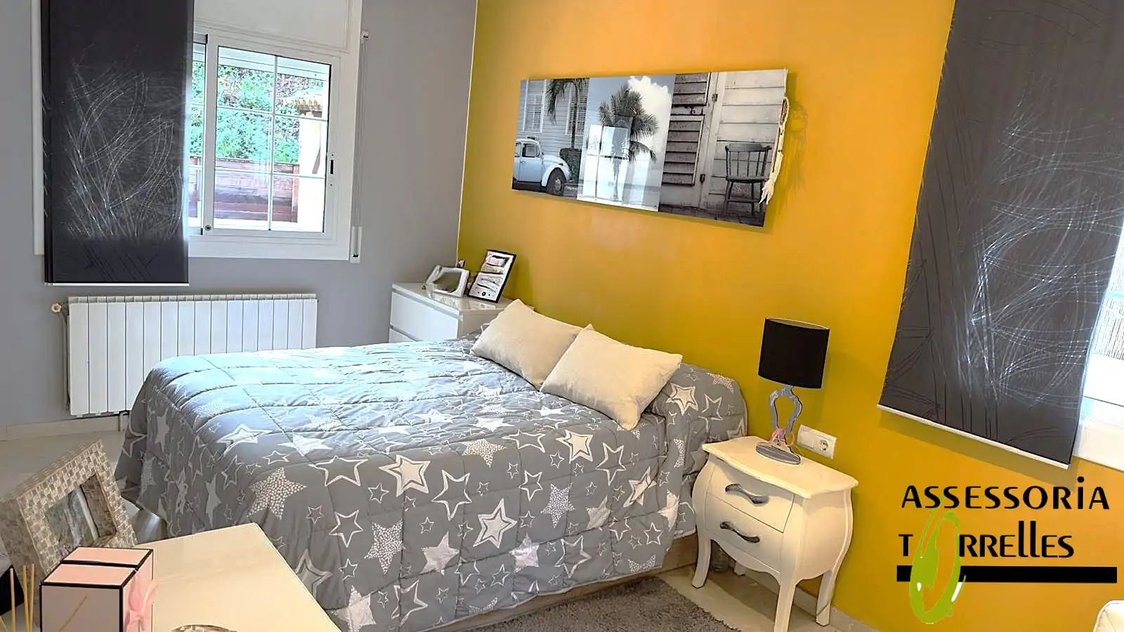 Schlafzimmer von Haus oder Chalet zum Verkauf in Torrelles de Llobregat mit Heizung, Privatgarten und Parkett