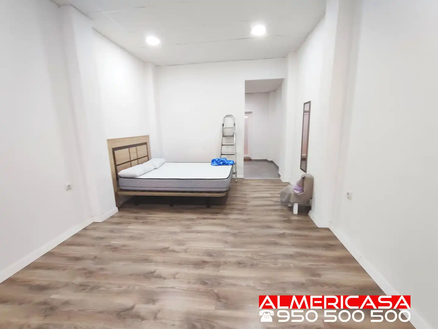 Casa adosada en venta en Almería con Jardín privado