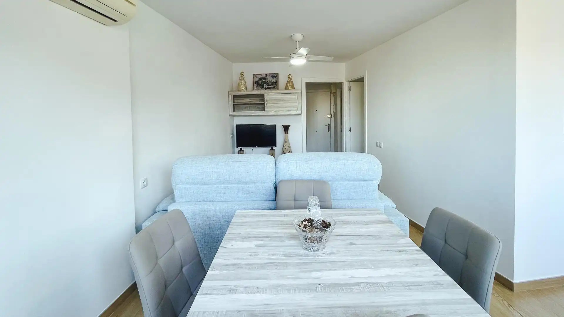 Living room of Apartments for rent in Benidorm  with Private garden and Community pool