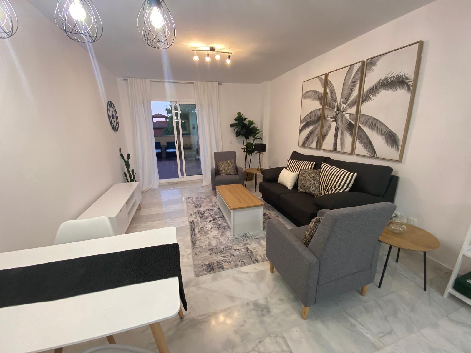 Living room of Apartment to rent in Marbella  with Air Conditioner, Heating and Terrace