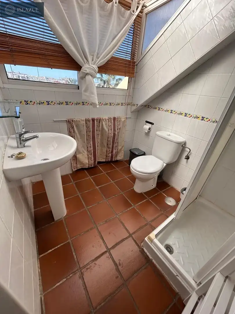 Bathroom of Flat for sale in Isla Cristina  with Private garden, Terrace and Storage room