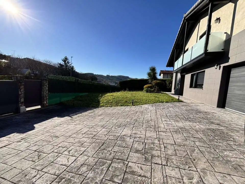 Terrasse von Haus oder Chalet zum Verkauf in Gorliz mit Heizung, Privatgarten und Terrasse